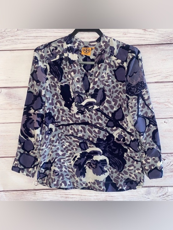 Tory Burch Tops - Tory Burch Womens Blouse Size 2 Blue Leopard Print Silk V Neck Tunic Shirt C1